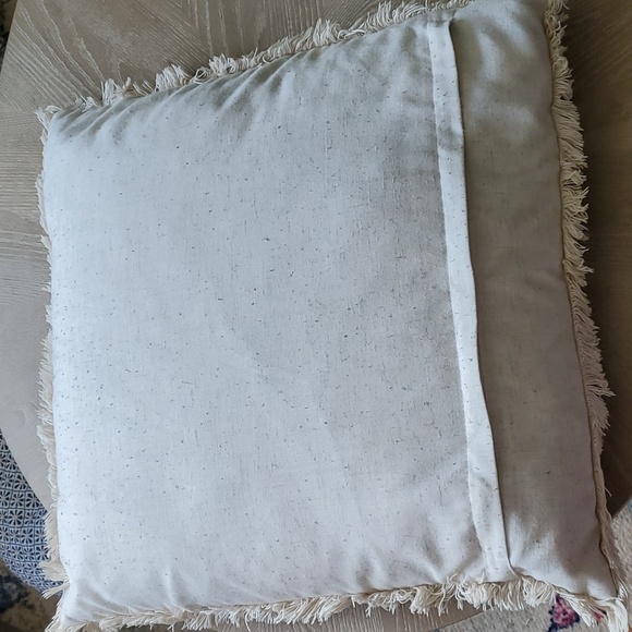 20 in. Camel throw pillow - Picture 4 of 4